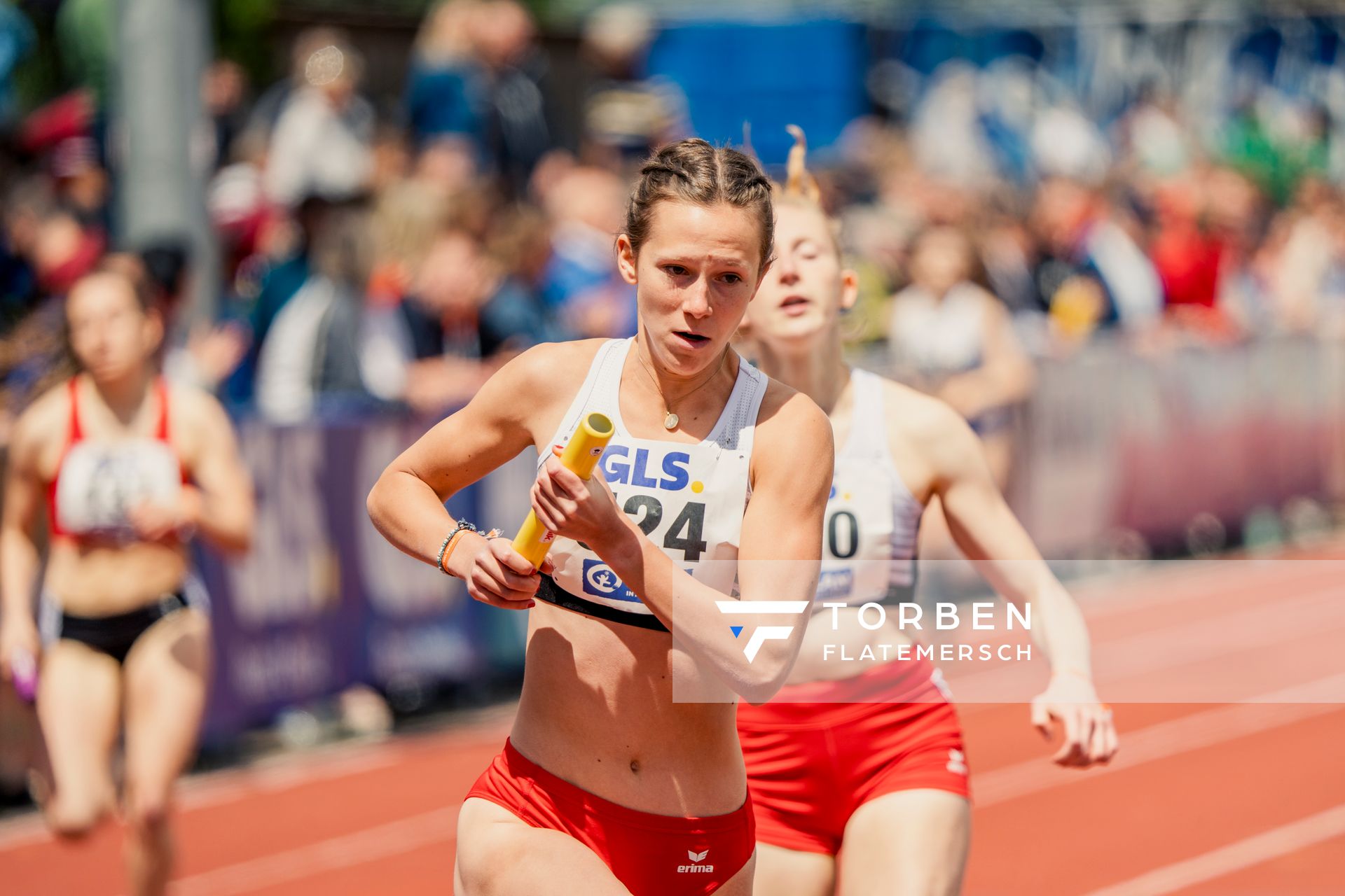 Sabrina Heil (StG Team Sachsen-Anhalt), Justine Wehner (StG Team Sachsen-Anhalt) am 29.05.2022 waehrend der Deutschen Meisterschaften Langstaffel im Otto-Schott-Sportzentrum in Mainz